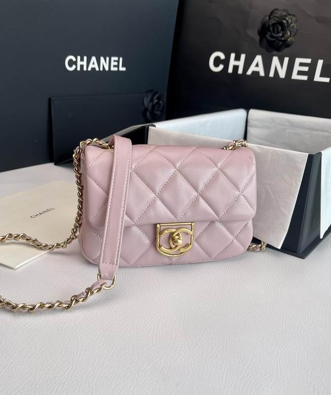 Chanel Handbags 552